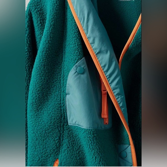 Free People Hit The Slopes Fleece Shawl Jacket. NWOT. Spruced up combo - Picture 4 of 10